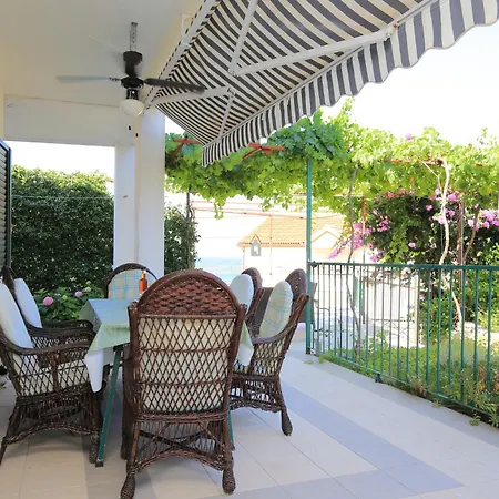 By The Sea Slatine, Ciovo - 16343 Apartment *
