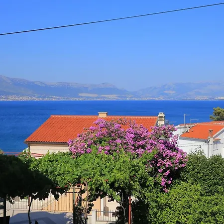 Appartement By The Sea Slatine, Ciovo - 16343
